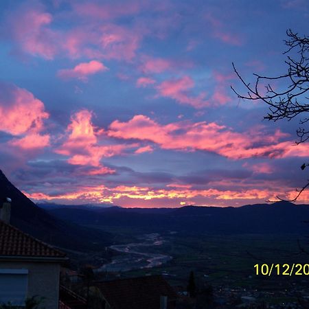 Konitsa Mountain Hotel エクステリア 写真