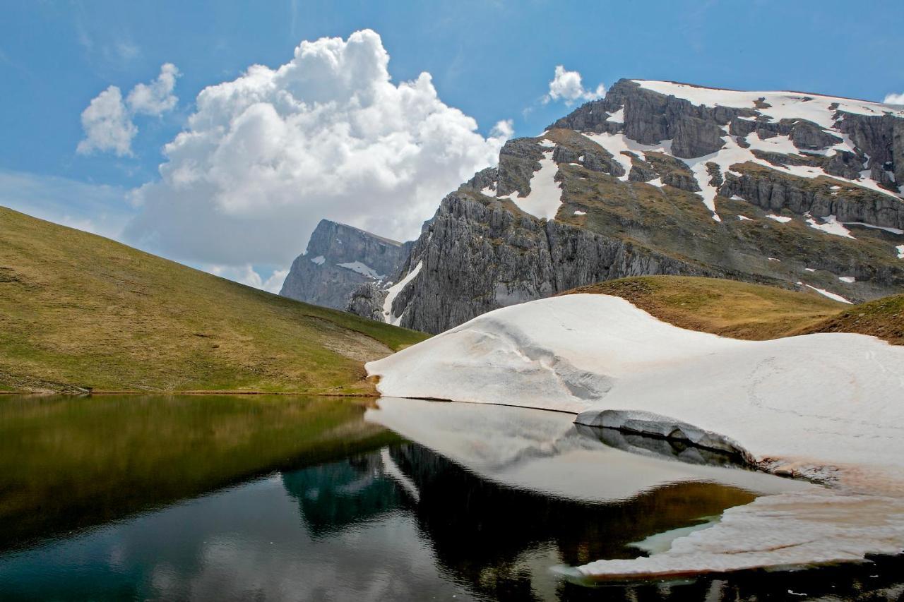 Konitsa Mountain Hotel エクステリア 写真