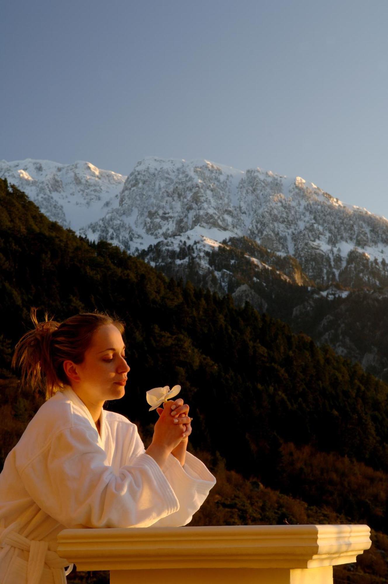 Konitsa Mountain Hotel エクステリア 写真